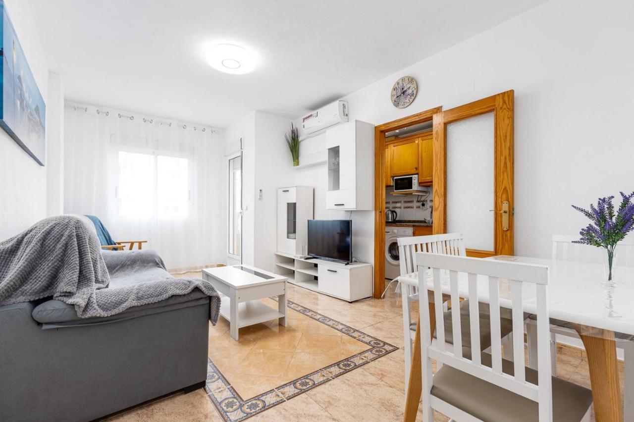 Сomfortable Apartament Caballero De Rodas Torrevieja Exteriör bild