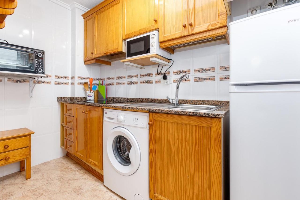 Сomfortable Apartament Caballero De Rodas Torrevieja Exteriör bild