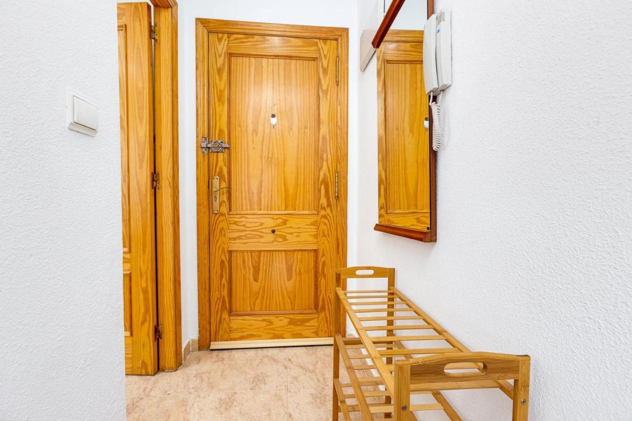 Сomfortable Apartament Caballero De Rodas Torrevieja Exteriör bild